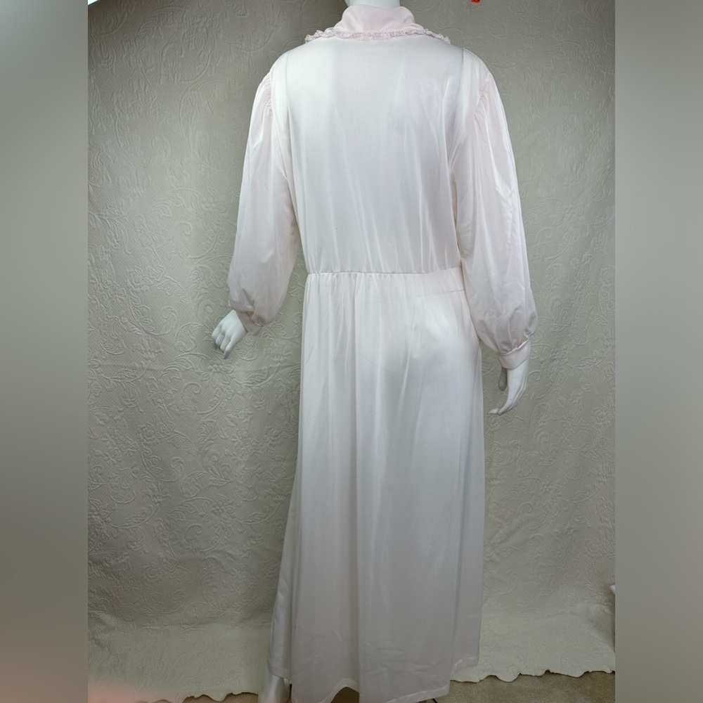 Vintage Nylon Long Sleeve Pink Long Nightgown - Picture 8 of 16